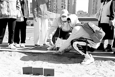 助大學生找到人生和職業(yè)定位——構建中國特色大學生職業(yè)生涯發(fā)展教育理論體系